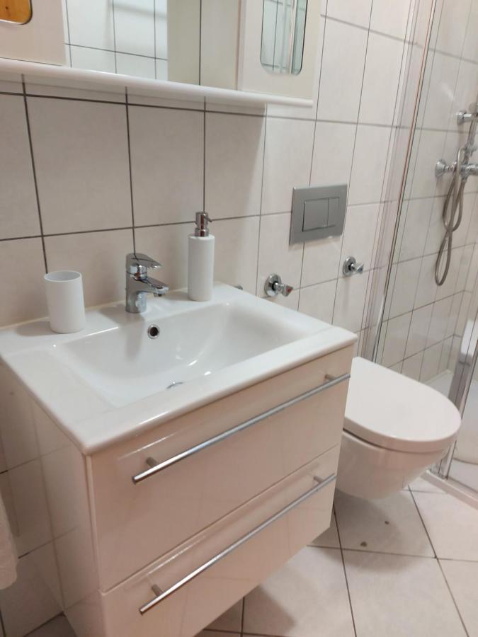 Gabi Apartmanhaz Balatonlelle Exterior photo