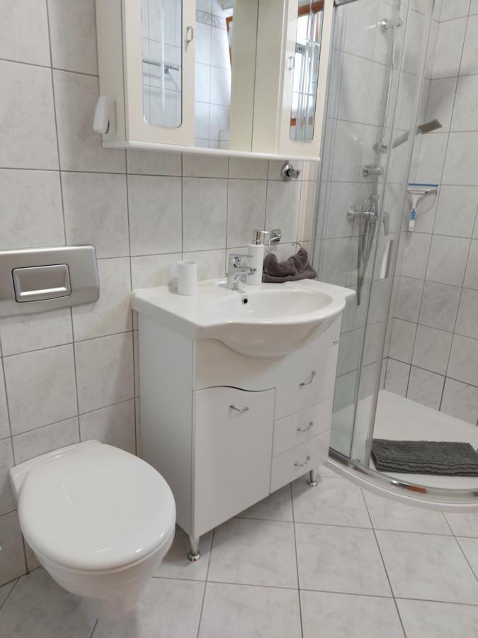 Gabi Apartmanhaz Balatonlelle Exterior photo