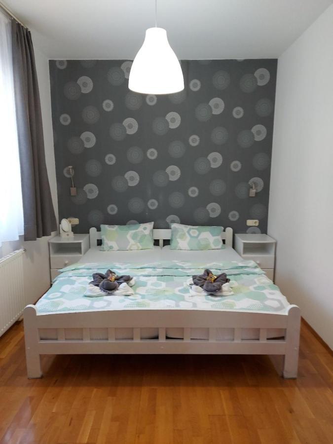 Gabi Apartmanhaz Balatonlelle Exterior photo
